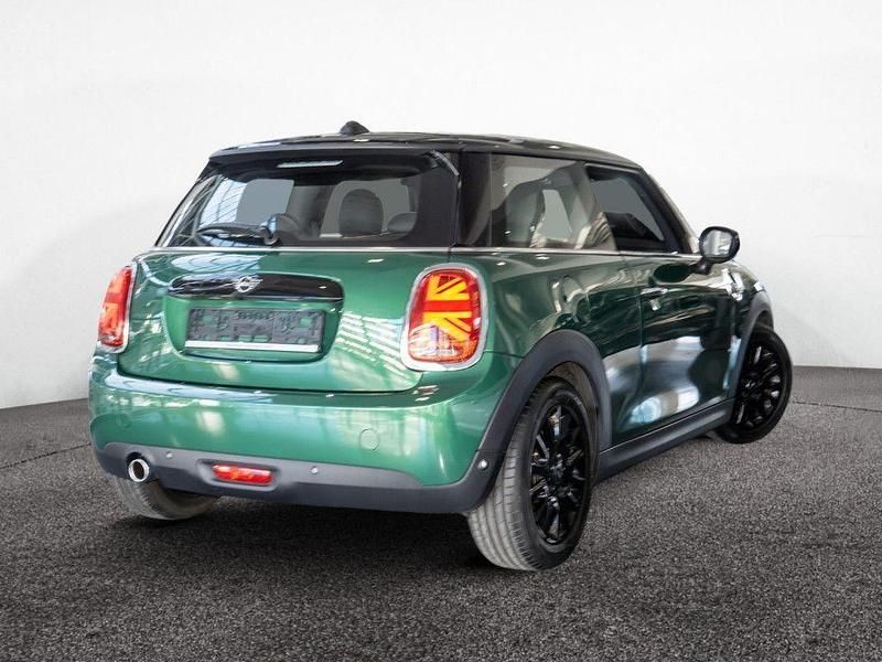Second-hand Mini Cooper 136 CP (100 kW) 2019 Verde Hatchback