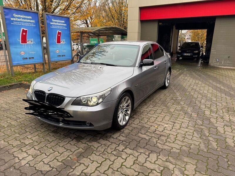 Silber Gebraucht 2004 BMW 525 Limousine | 6.995 € (Etwas zu teuer) - Bild 1/4