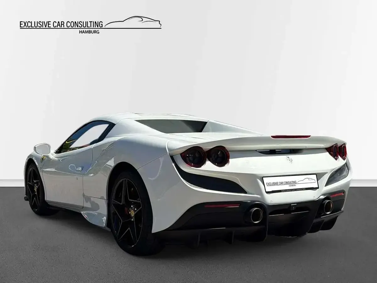 Gebraucht Ferrari F8 721 PS (530 kW) 2021 Weiß Cabrio