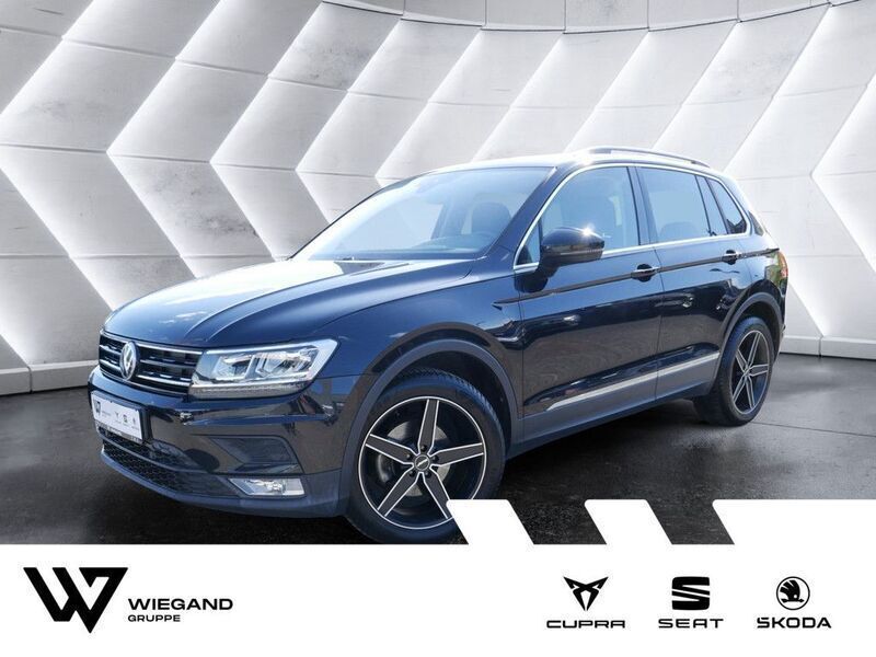 Schwarz Gebraucht 2017 VW Tiguan Comfortline SUV | 19.971 € (Fairer Preis) - Bild 1/4