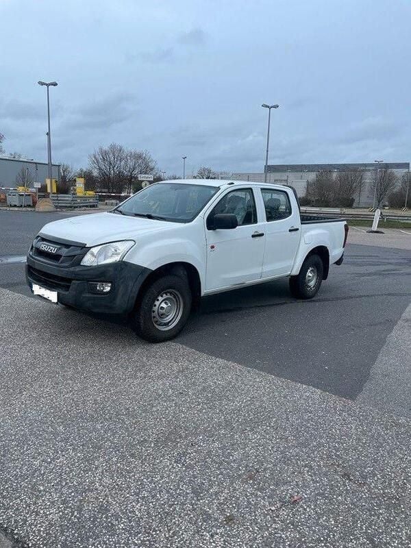 Weiß Gebraucht 2014 Isuzu D-Max Abholung | 10.990 € (Etwas zu teuer) - Bild 1/4