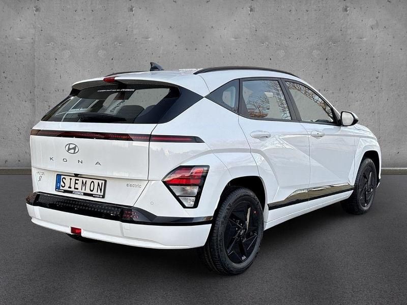 Neu Hyundai Kona Select 150 kW (204 PS) 2025 Weiss SUV