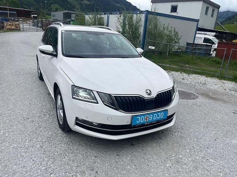 Weiß Gebraucht 2018 Skoda Octavia Limousine | 8.290 € (Guter Preis) - Bild 1/4