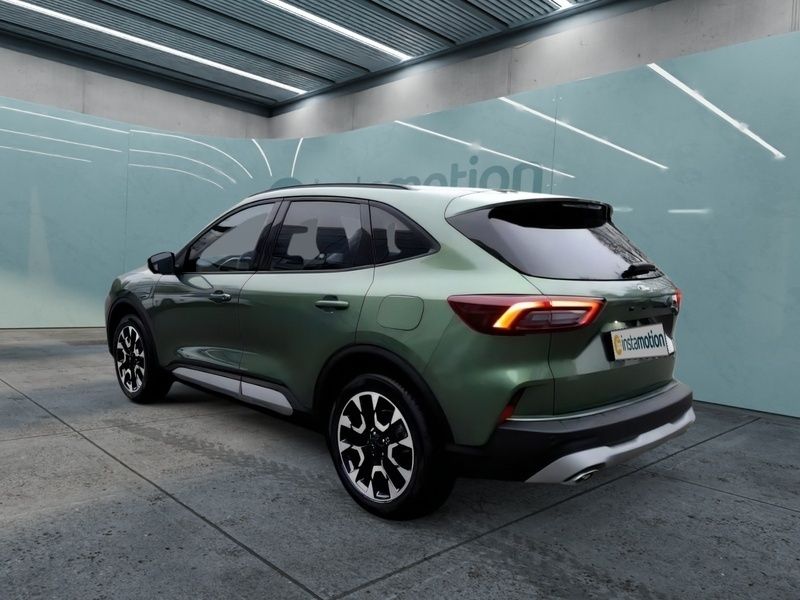 Gebraucht Ford Kuga 242 PS (177 kW) 2024 Grün SUV