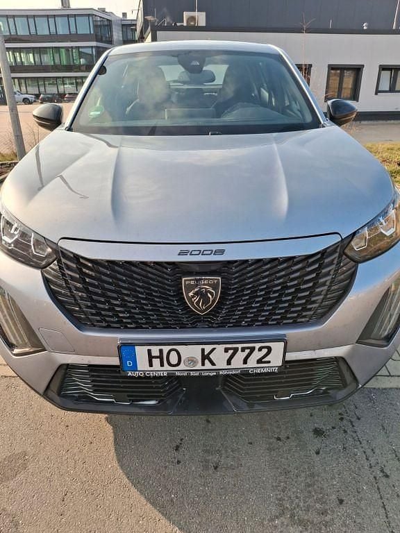Gebraucht Peugeot 2008 Active 101 PS (74 kW) 2023 Silber SUV