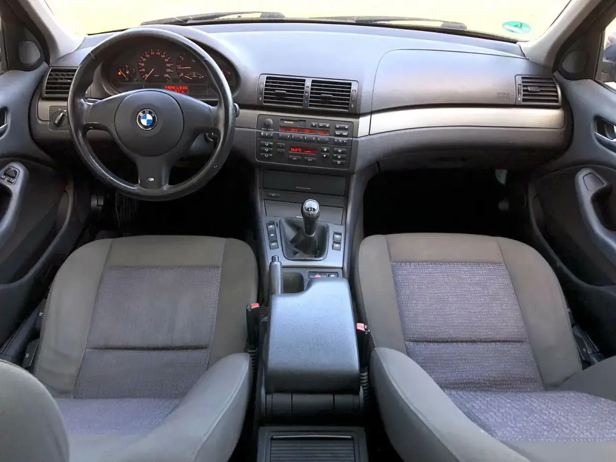 Gebraucht BMW 316 M Sport 116 PS (85 kW) 2004 Blau Kombi