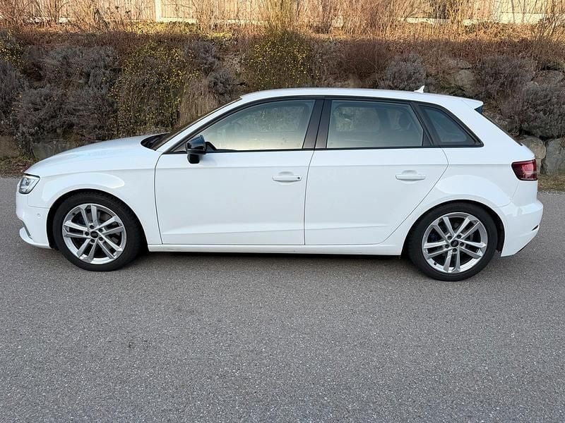 Gebraucht Audi A3 184 PS (135 kW) 2017 Weiß Limousine
