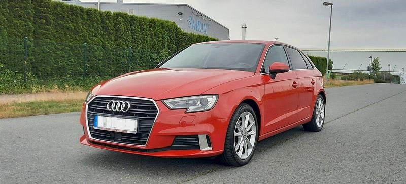 Rot Gebraucht 2016 Audi A3 Sportback Kombi | 12.900 € (Guter Preis) - Bild 1/4