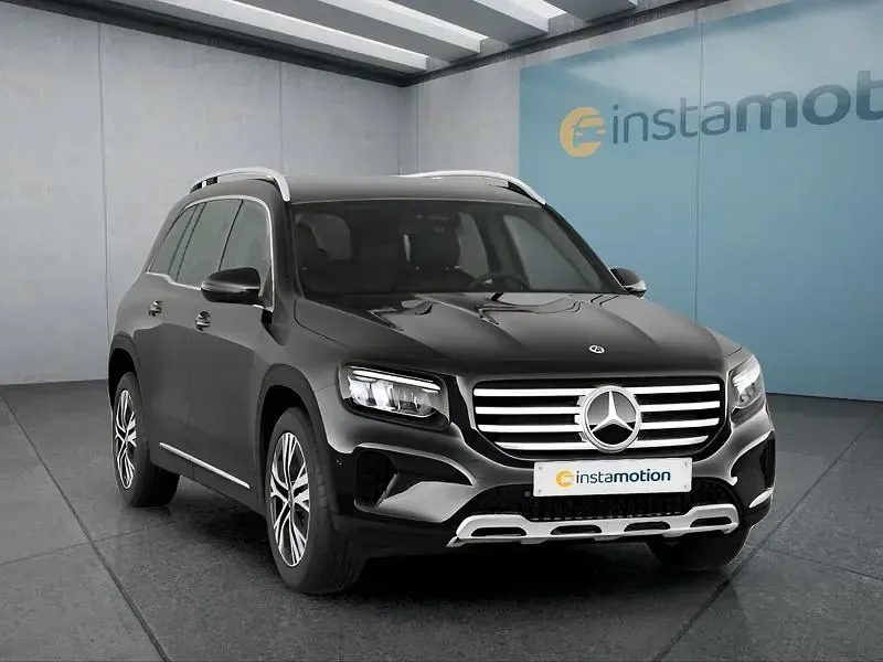 Gebraucht Mercedes GLB200 163 PS (119 kW) 2025 Schwarz SUV