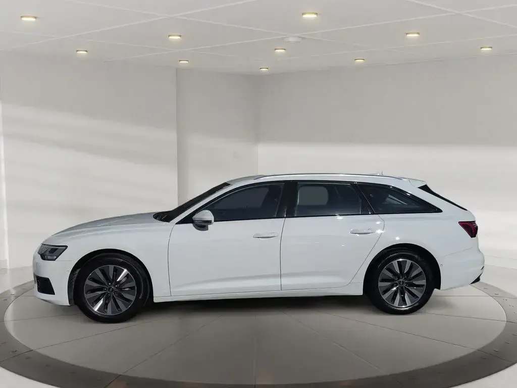 Gebraucht Audi A6 Premium 204 PS (150 kW) 2023 Ibisweiß Kombi