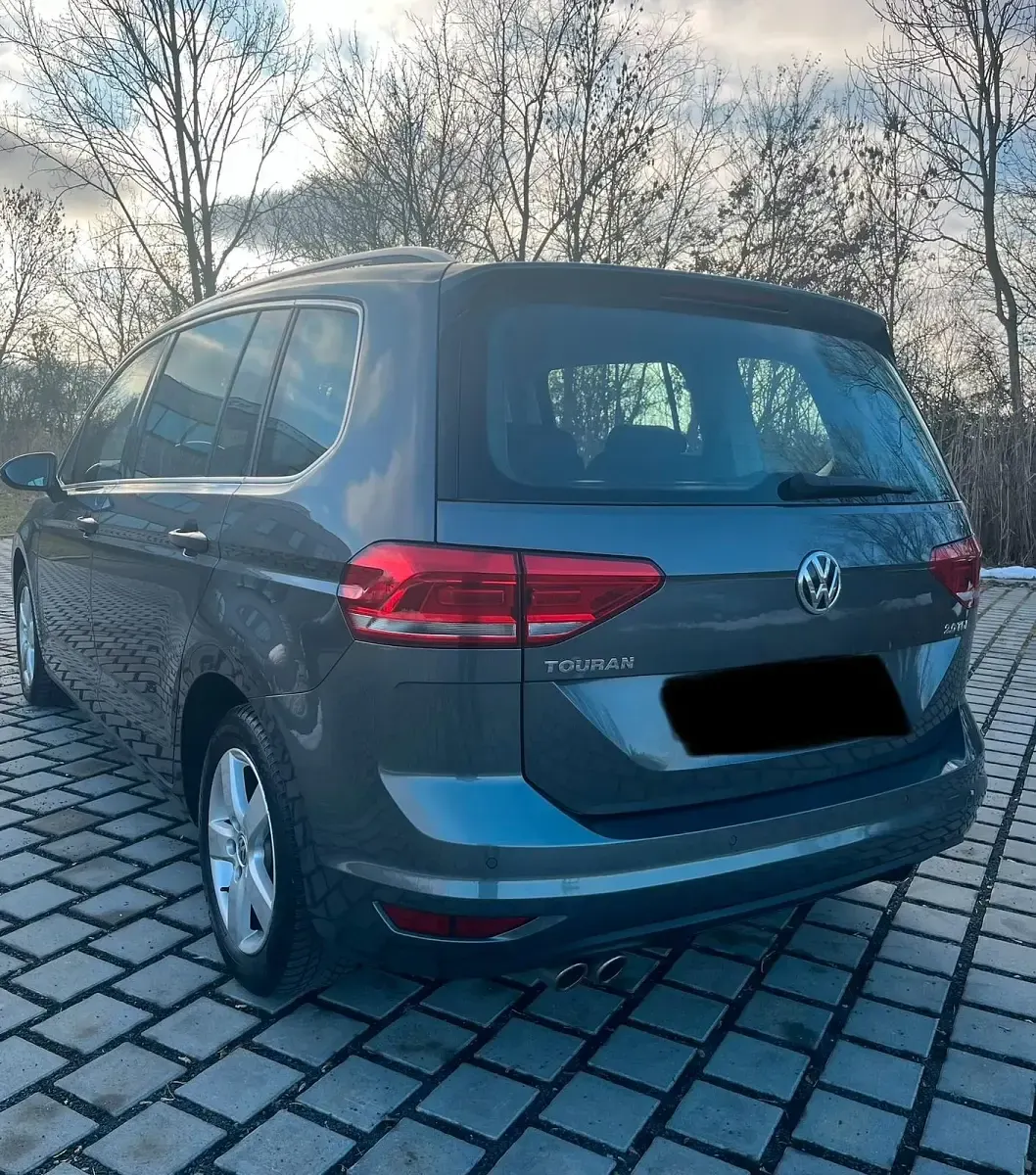 Gebraucht VW Touran 190 PS (139 kW) 2017 Grau Van / Kleinbus