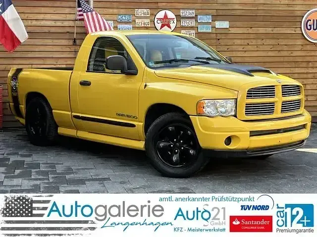 Usado Dodge Ram 345 HP (253 kW) 2004 Amarelo Pickup