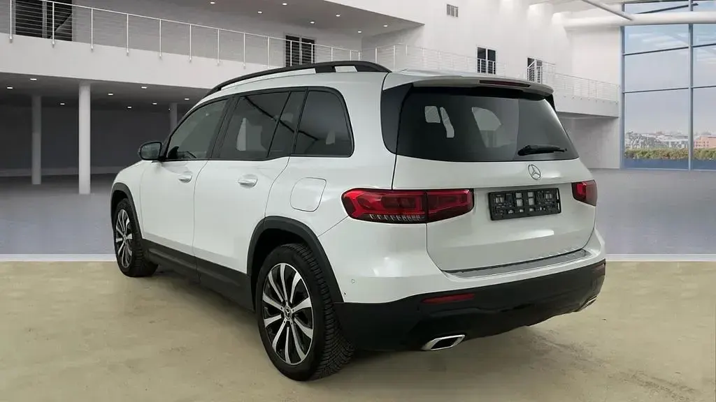 Gebraucht Mercedes GLB200 Progressive 163 PS (119 kW) 2021 Silber SUV