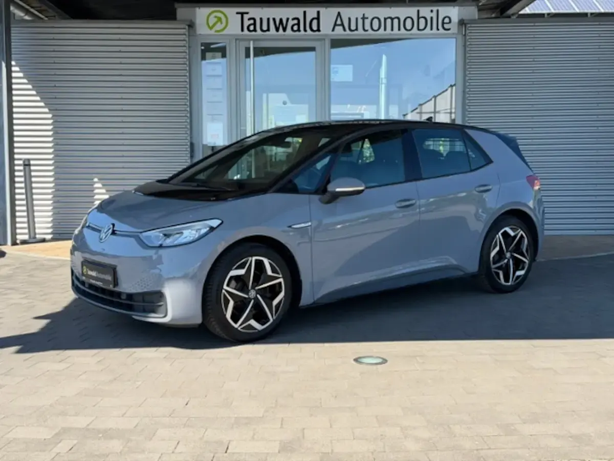 Gebraucht VW ID.3 Pro Performance 150 kW (204 PS) 2023 Grau Kleinwagen