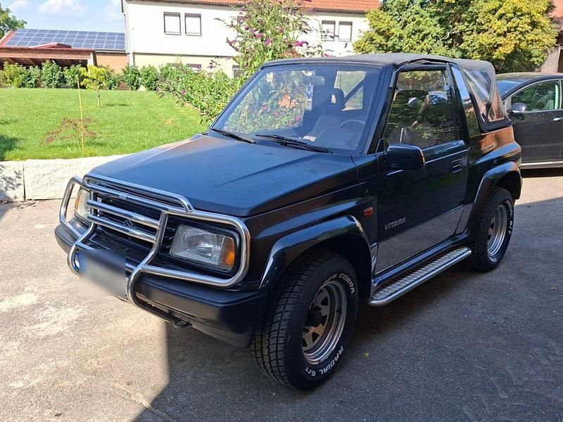 Schwarz Gebraucht 1991 Suzuki Vitara SUV | 7.500 € - Bild 1/4