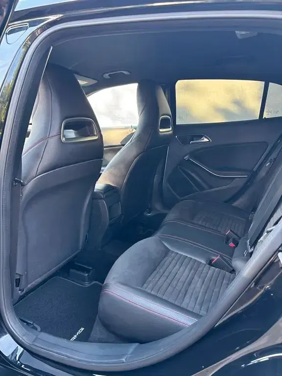Gebraucht Mercedes GLA200 AMG line 156 PS (114 kW) 2016 Schwarz SUV