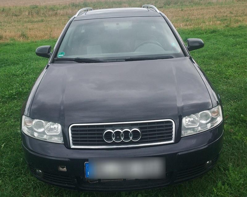 Blau Gebraucht 2004 Audi A4 Kombi | 540 € (Guter Preis) - Bild 1/1