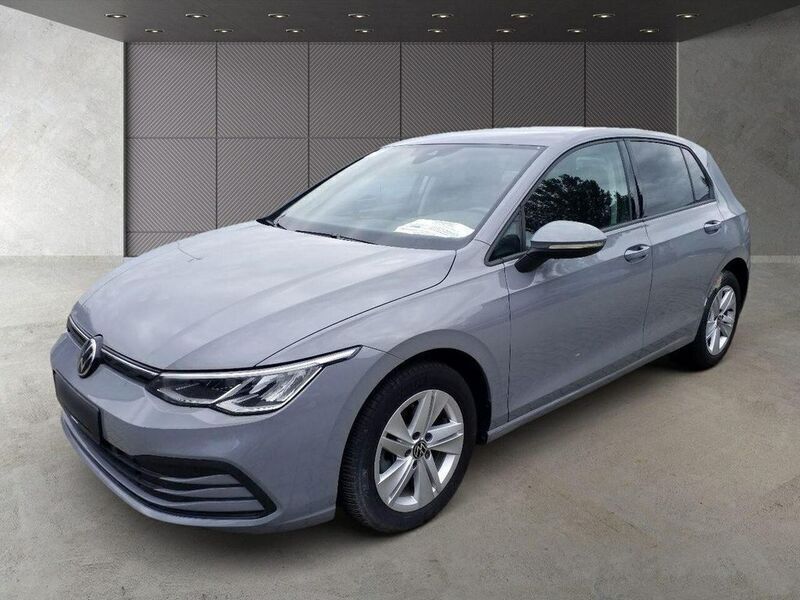 Grau Gebraucht 2020 VW Golf VIII Life Limousine | 20.890 € (Guter Preis) - Bild 1/4