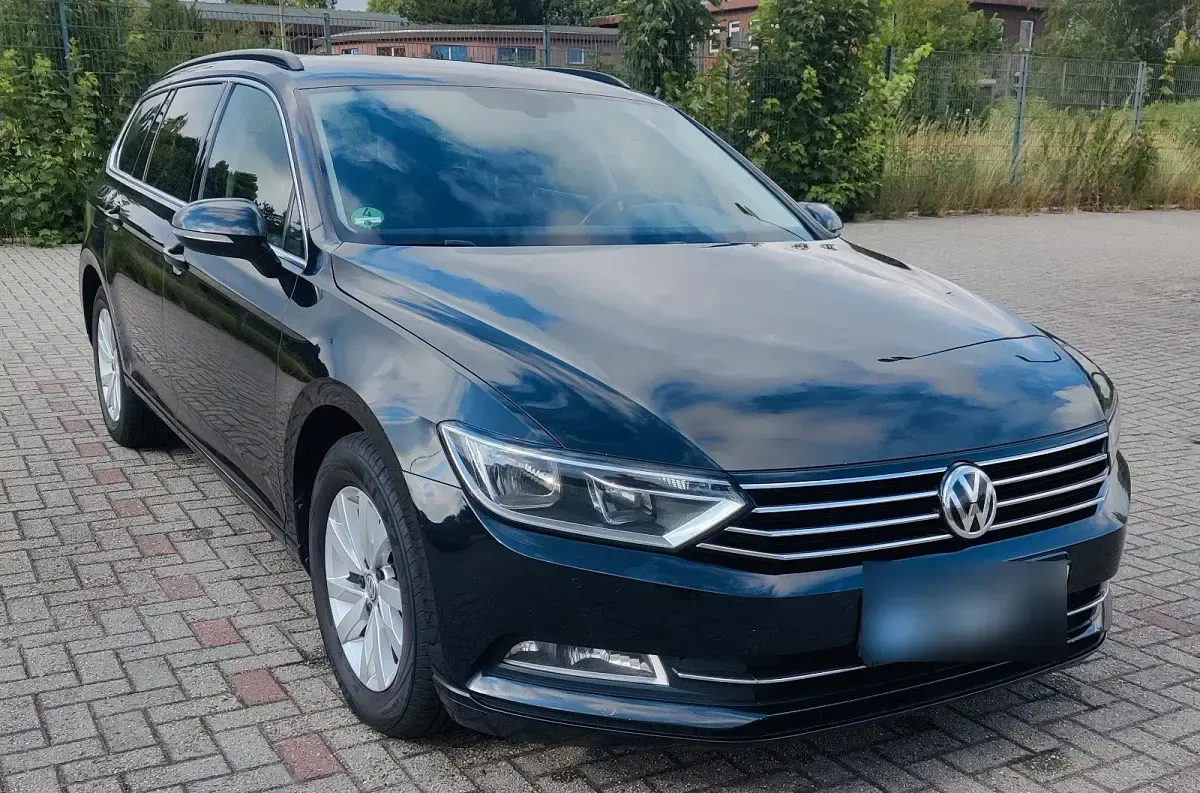 Gebraucht VW Passat 150 PS (110 kW) 2016 Schwarz Kombi