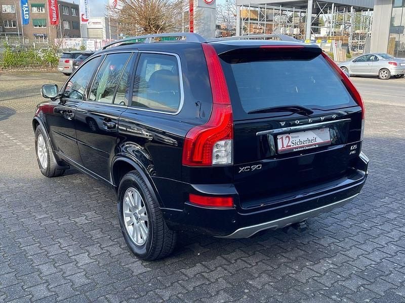 Second-hand Volvo XC90 Momentum 200 CP (147 kW) 2012 Negru SUV