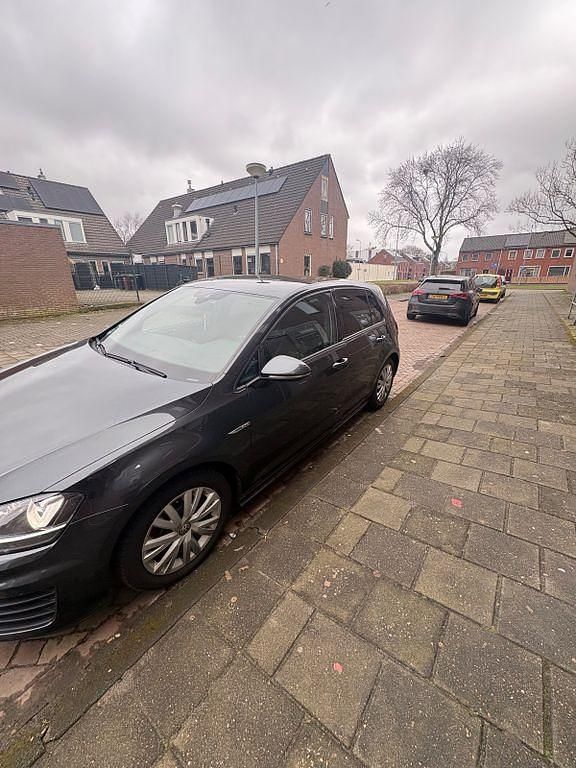 Gebraucht VW Golf VII GTD 184 PS (135 kW) 2016 Grau Limousine