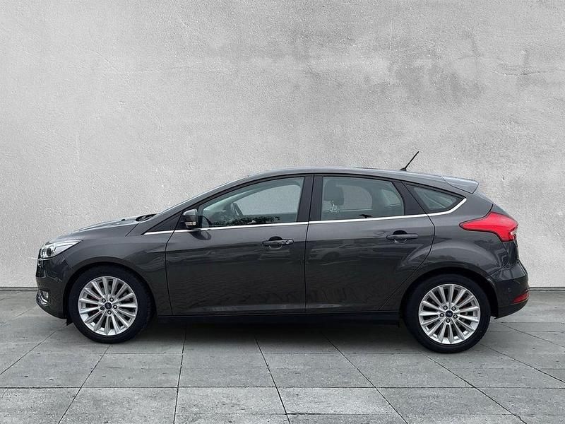 Gebraucht Ford Focus Titanium 150 PS (110 kW) 2018 Grau Limousine