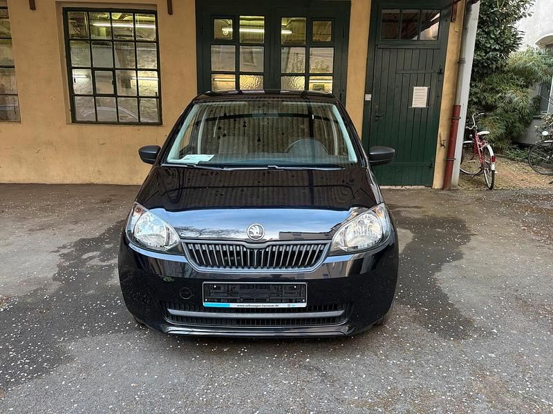 Używany Skoda Citigo Active 75 KM (55 kW) 2013 Czarny Hatchback