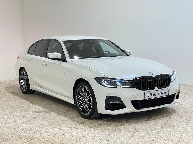 Gebraucht BMW 330 M Sport 258 PS (189 kW) 2022 Weiß Limousine