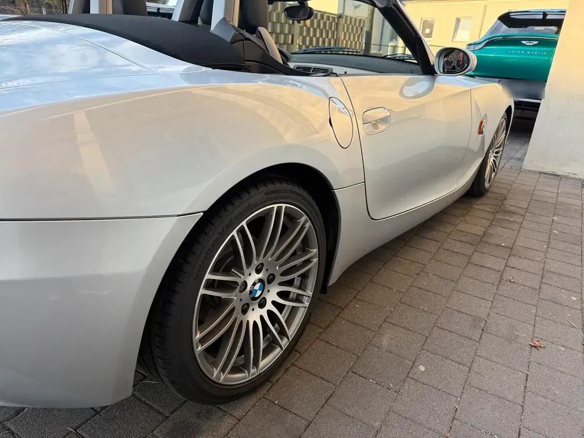 Gebraucht BMW Z4 192 PS (141 kW) 2004 Silber Cabrio