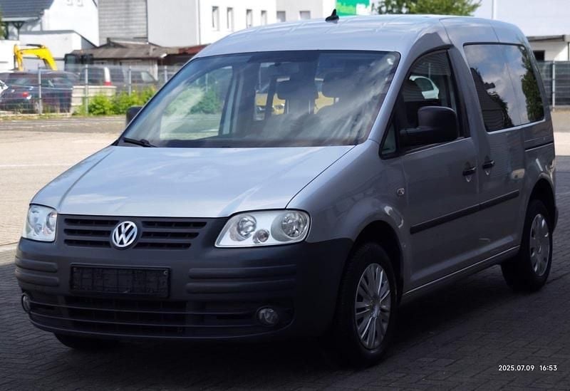 Silber Gebraucht 2009 VW Caddy Life Van / Kleinbus | 6.900 € (Fairer Preis) - Bild 1/4