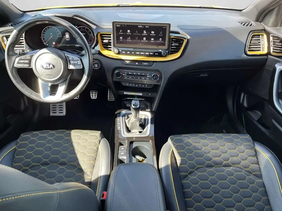 Gebraucht Kia XCeed Launch Edition 140 PS (102 kW) 2020 Gelb SUV