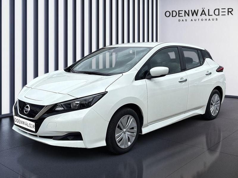 Gebraucht Nissan Leaf 110 kW (150 PS) 2021 White (s) Kleinwagen