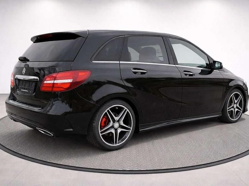 Gebraucht Mercedes B220 AMG 177 PS (130 kW) 2015 Schwarz Kleinwagen