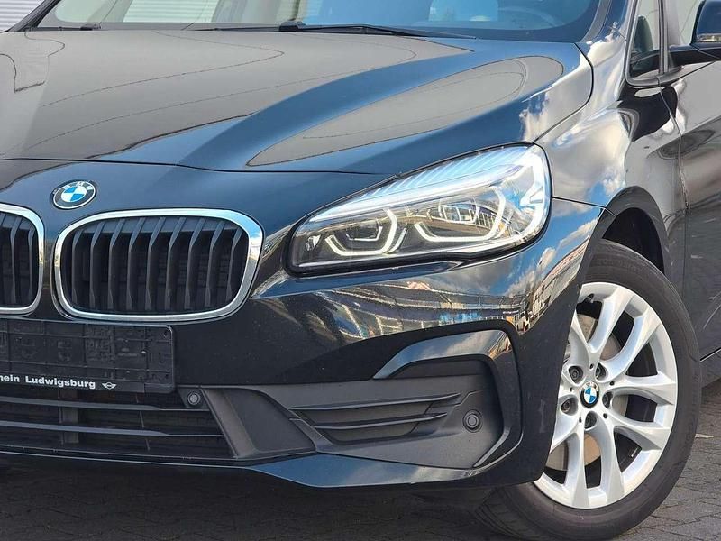 Gebraucht BMW 218 150 PS (110 kW) 2021 Black sapphire Van / Kleinbus