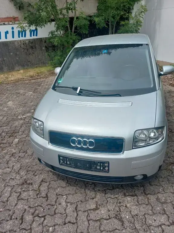 Gebraucht Audi A2 75 PS (55 kW) 2000 Silber Kleinwagen