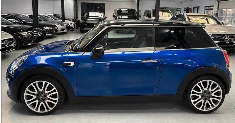 Second-hand Mini Cooper 136 CP (100 kW) 2018 Albastru Hatchback