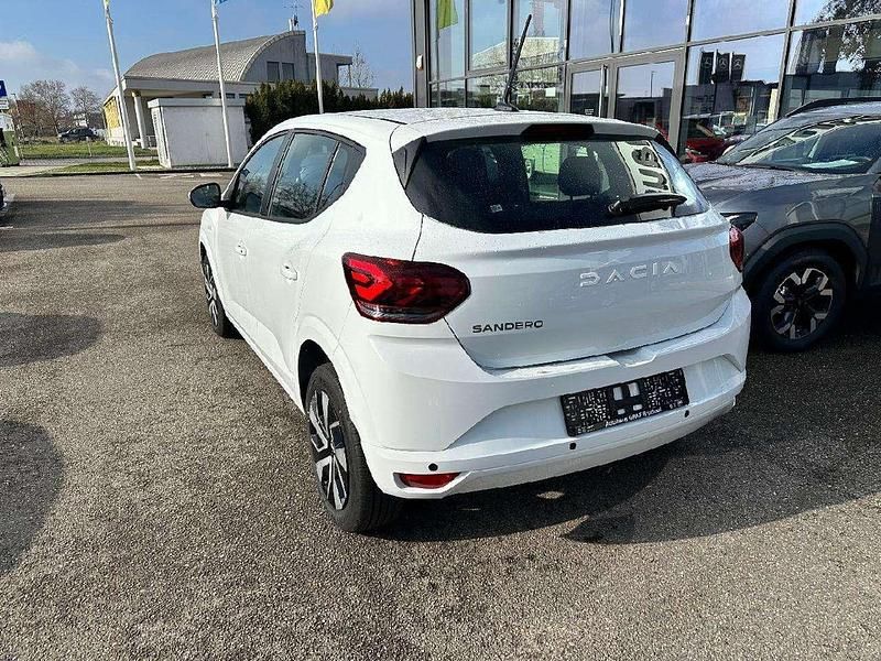 Gebraucht Dacia Sandero Expression 101 PS (74 kW) 2025 Weiß Kleinwagen