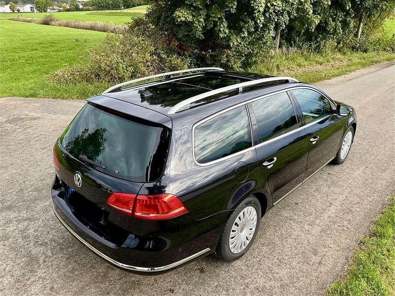 Gebraucht VW Passat Highline 170 PS (125 kW) 2011 Schwarz Kombi