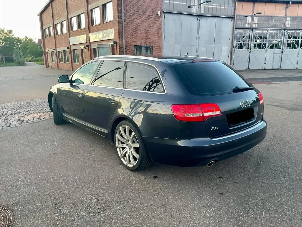 Gebraucht Audi A6 190 PS (139 kW) 2010 Grau Kombi
