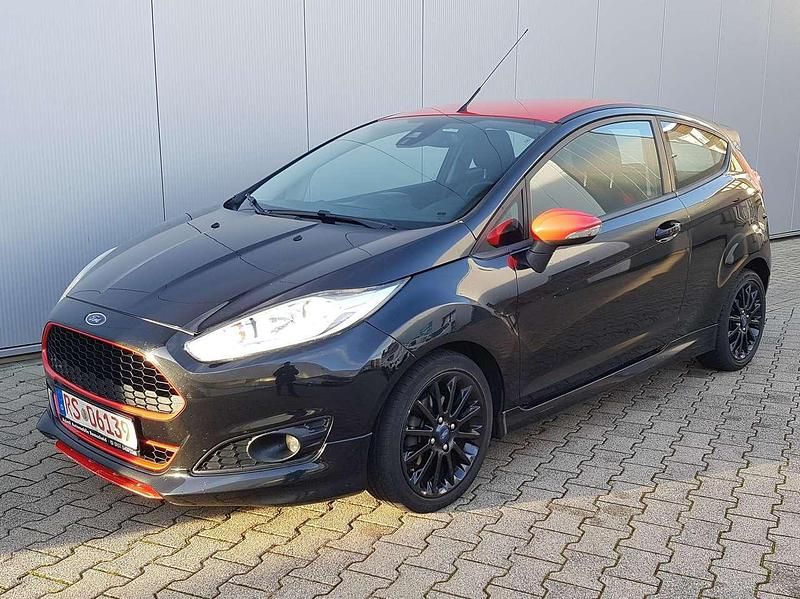 Gebraucht Ford Fiesta ST-Line 140 PS (102 kW) 2015 Schwarz Limousine