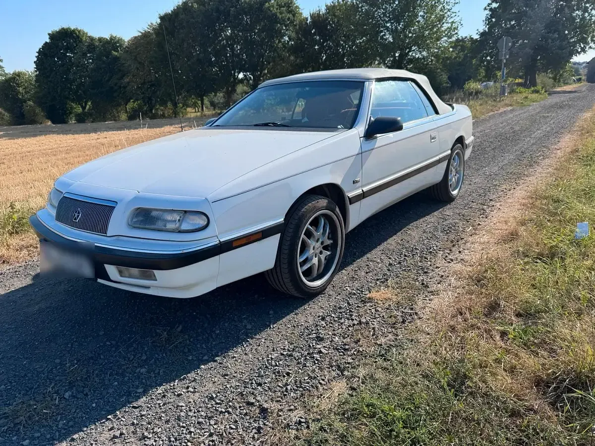Gebraucht Chrysler Le Baron 136 PS (100 kW) 1993 Weiß Cabrio