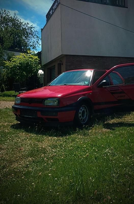 Rot Gebraucht 1994 VW Golf III GTI Kleinwagen | 2.000 € - Bild 1/4