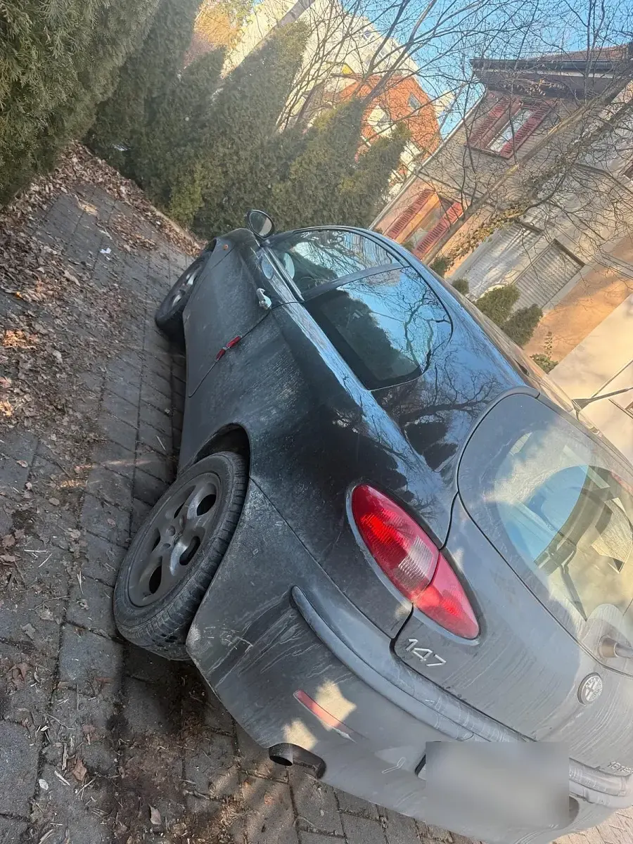 Occasion Alfa Romeo 147 105 ch (77 kW) 2004 Noir Citadine