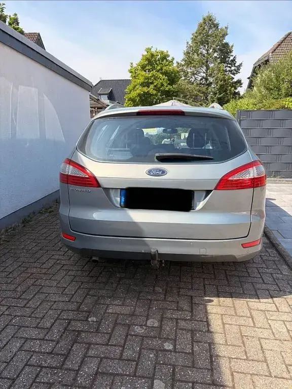 Gebraucht Ford Mondeo 145 PS (106 kW) 2008 Grau Limousine