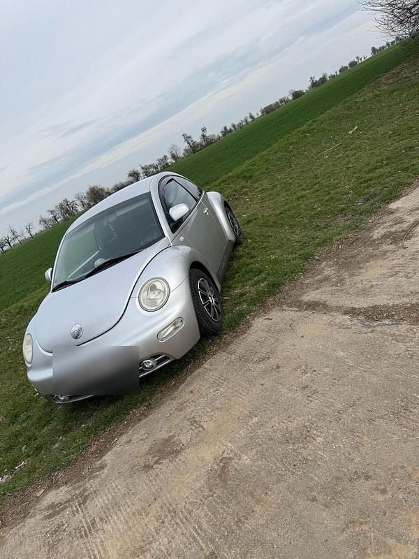 Gebraucht VW New Beetle 116 PS (85 kW) 1999 Silber Kleinwagen