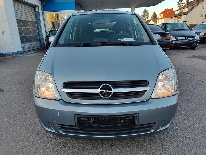 Gebraucht Opel Meriva Enjoy 101 PS (74 kW) 2003 Silber Van / Kleinbus