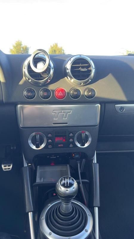 Gebraucht Audi TT 180 PS (132 kW) 2000 Silber Coupé