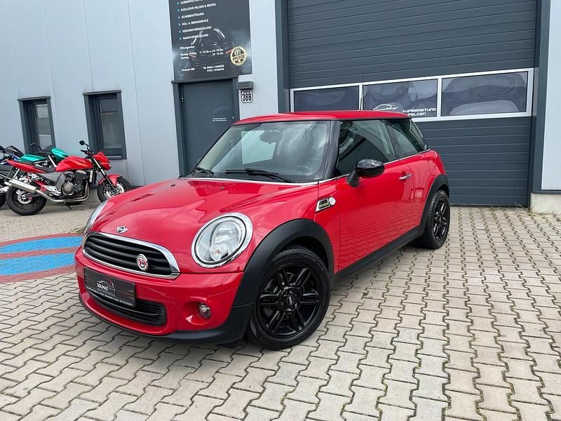 Rot Gebraucht 2014 Mini ONE Kleinwagen | 6.699 € (Guter Preis) - Bild 1/4