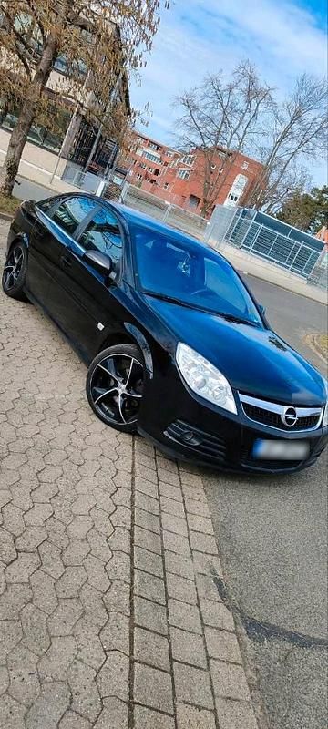 Gebraucht Opel Vectra 140 PS (102 kW) 2007 Schwarz Limousine