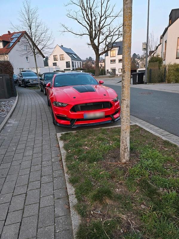 Gebraucht Ford Mustang 317 PS (233 kW) 2019 Rot Coupé